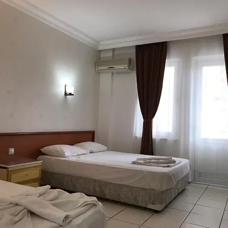 Moonlight Hotel 3*
