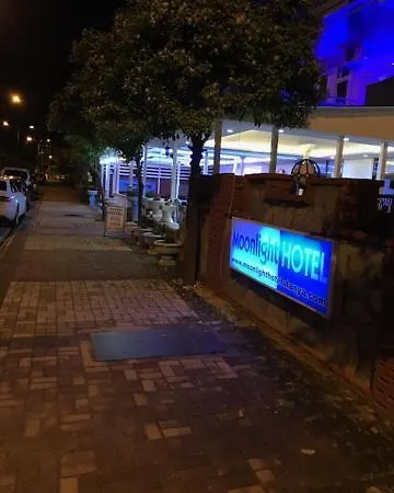 Moonlight Hotel 3*